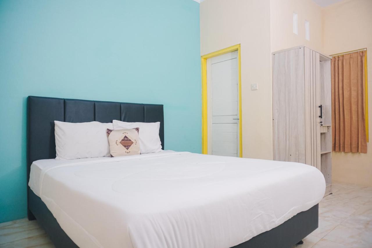 Grand Khalifah Guesthouse Sumbawa Экстерьер фото
