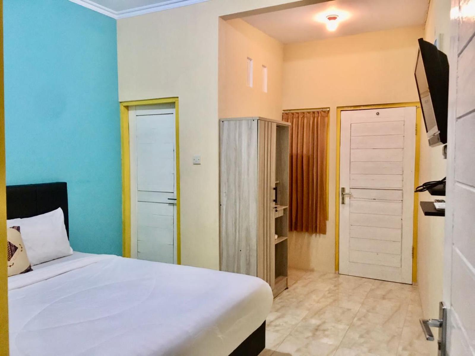 Grand Khalifah Guesthouse Sumbawa Экстерьер фото