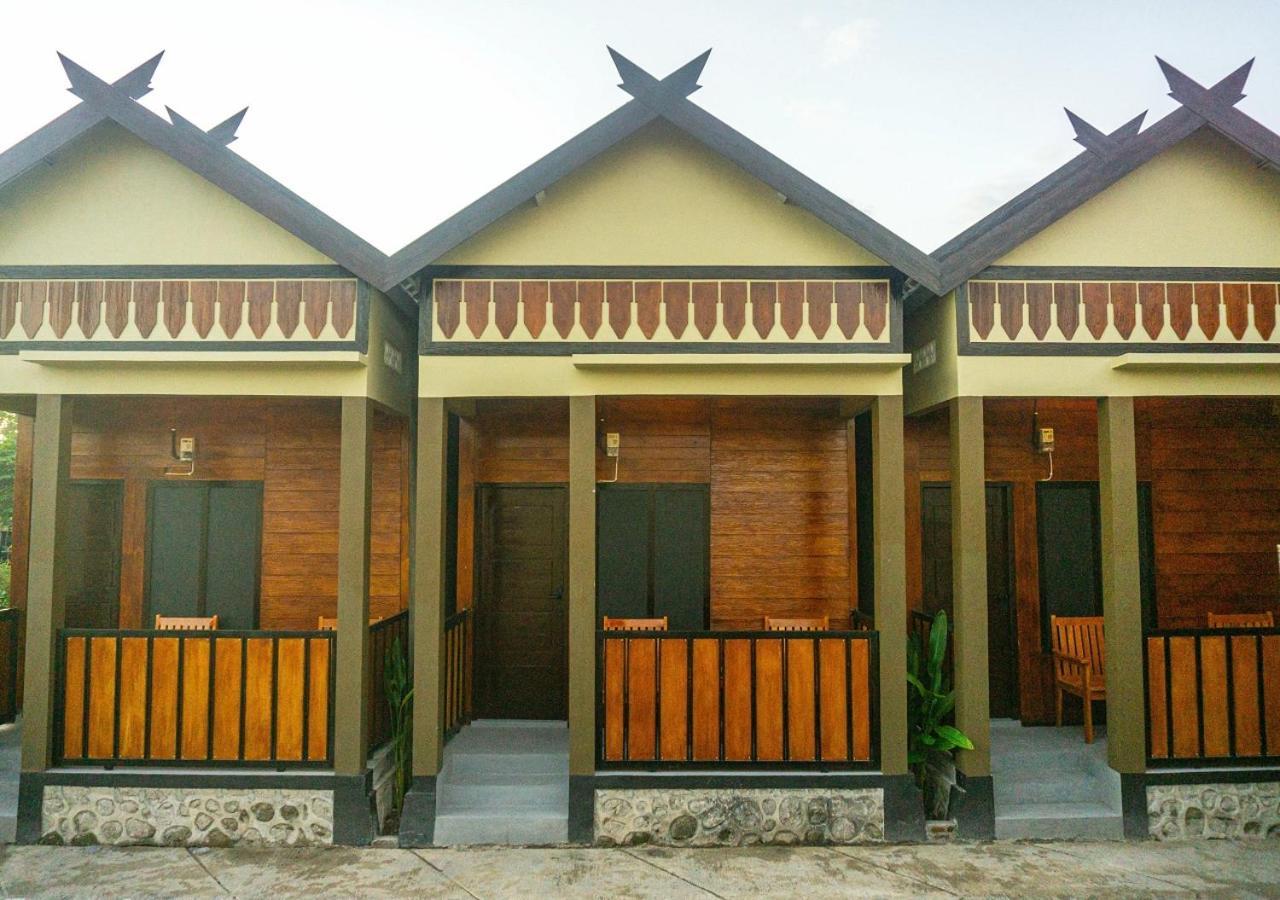 Grand Khalifah Guesthouse Sumbawa Экстерьер фото