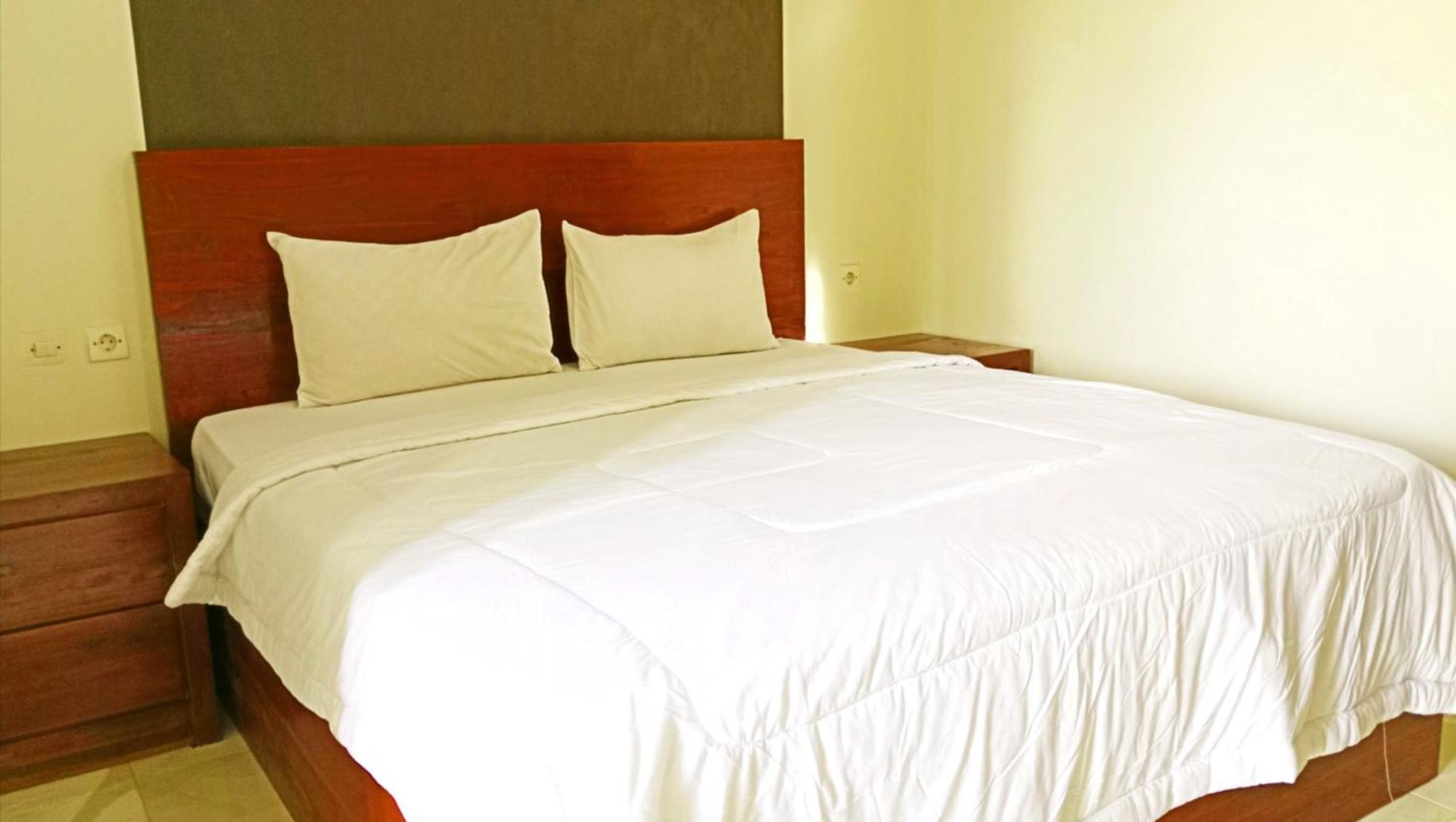Grand Khalifah Guesthouse Sumbawa Экстерьер фото